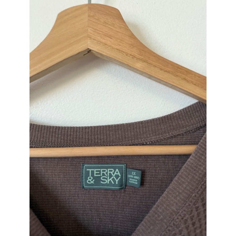 Terra & Sky Women's Waffle Knit Long Sleeve Shirt – Brown – Size 1X - Picture 3 of 4